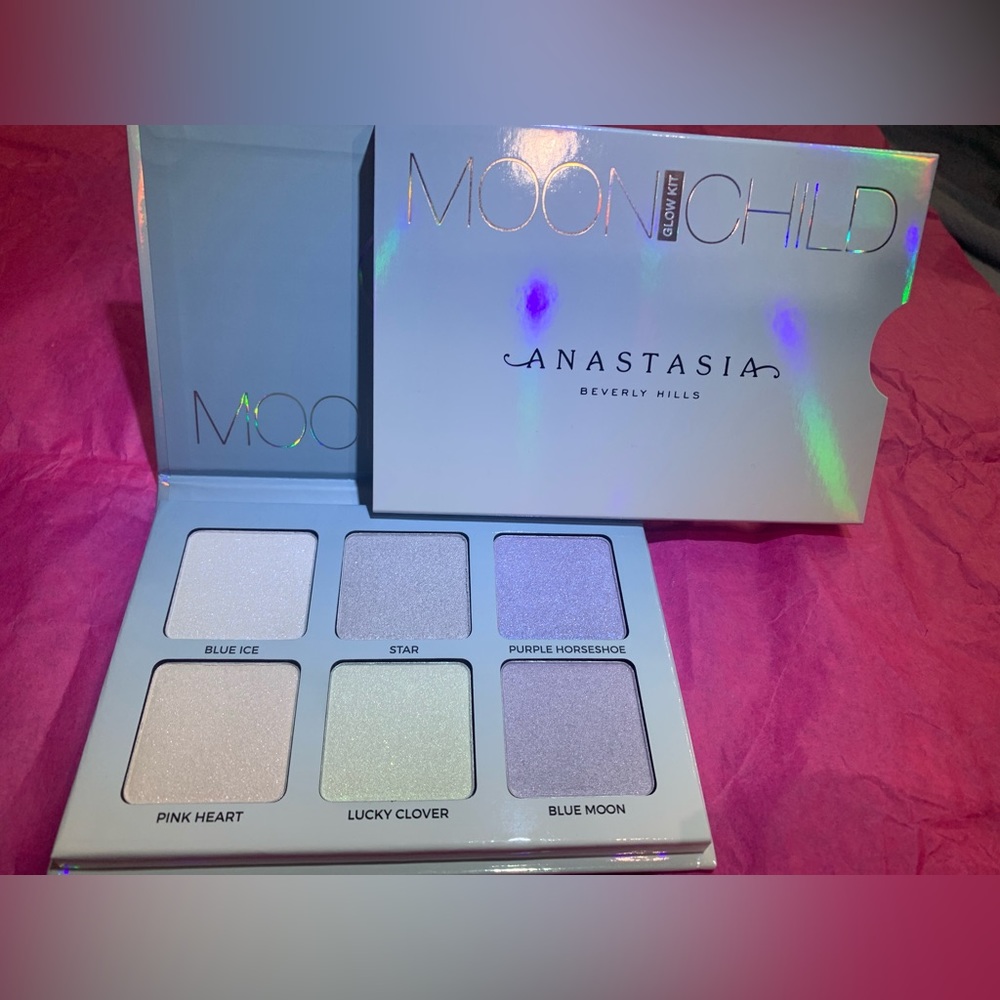 Anastasia moon child glow kit